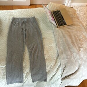 Children’s grey old navy sweatpants